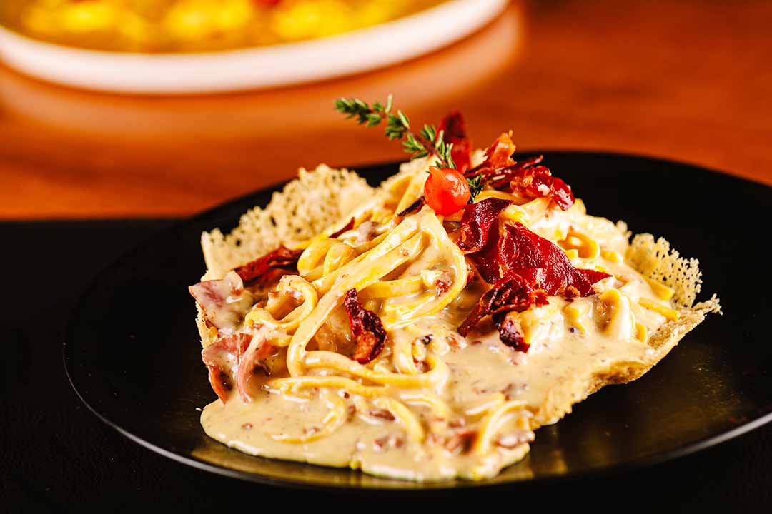 Tagliatelle Alla Carbonara - Italianissimo. Foto: Felipe Menezes