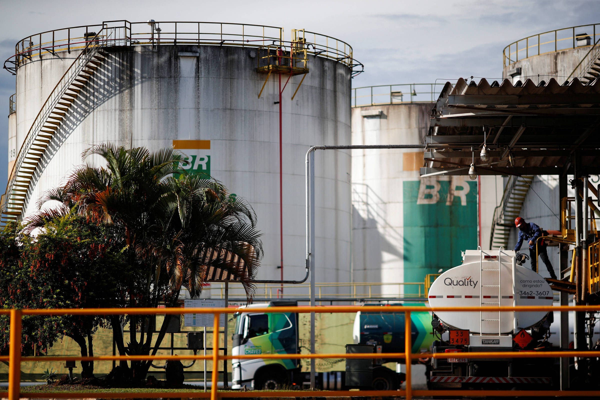 Dividendo elevado gera críticas a estratégia da Petrobras – 31/07/2022 – Mercado