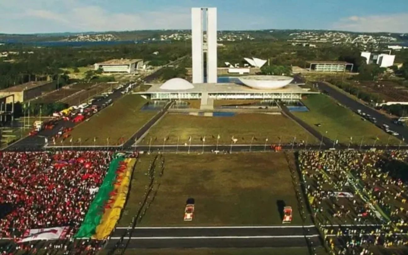 Democracia em Vertigem