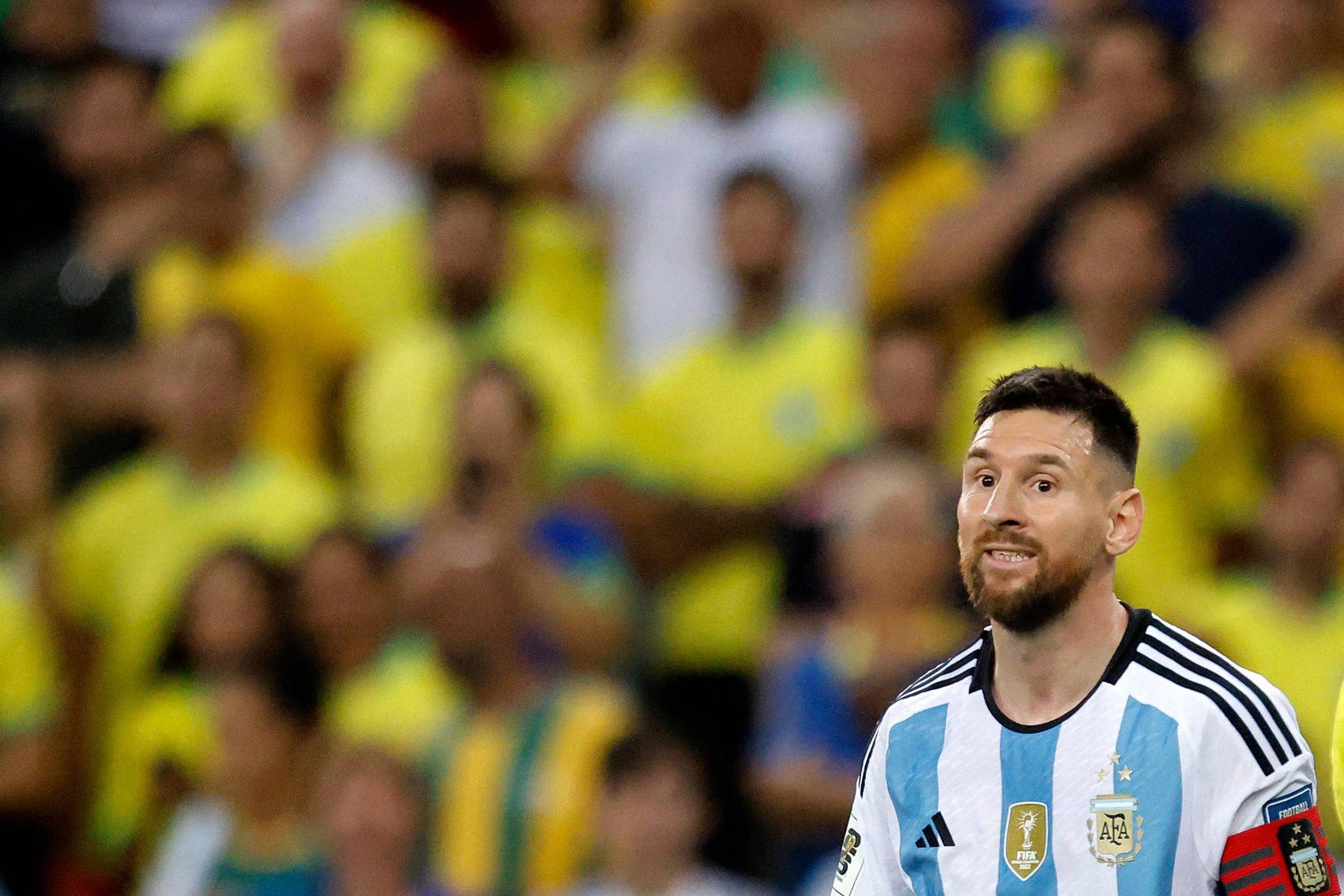 Vaiado e aplaudido, Messi diz que jogo ficou secundário – 22/11/2023 – Esporte