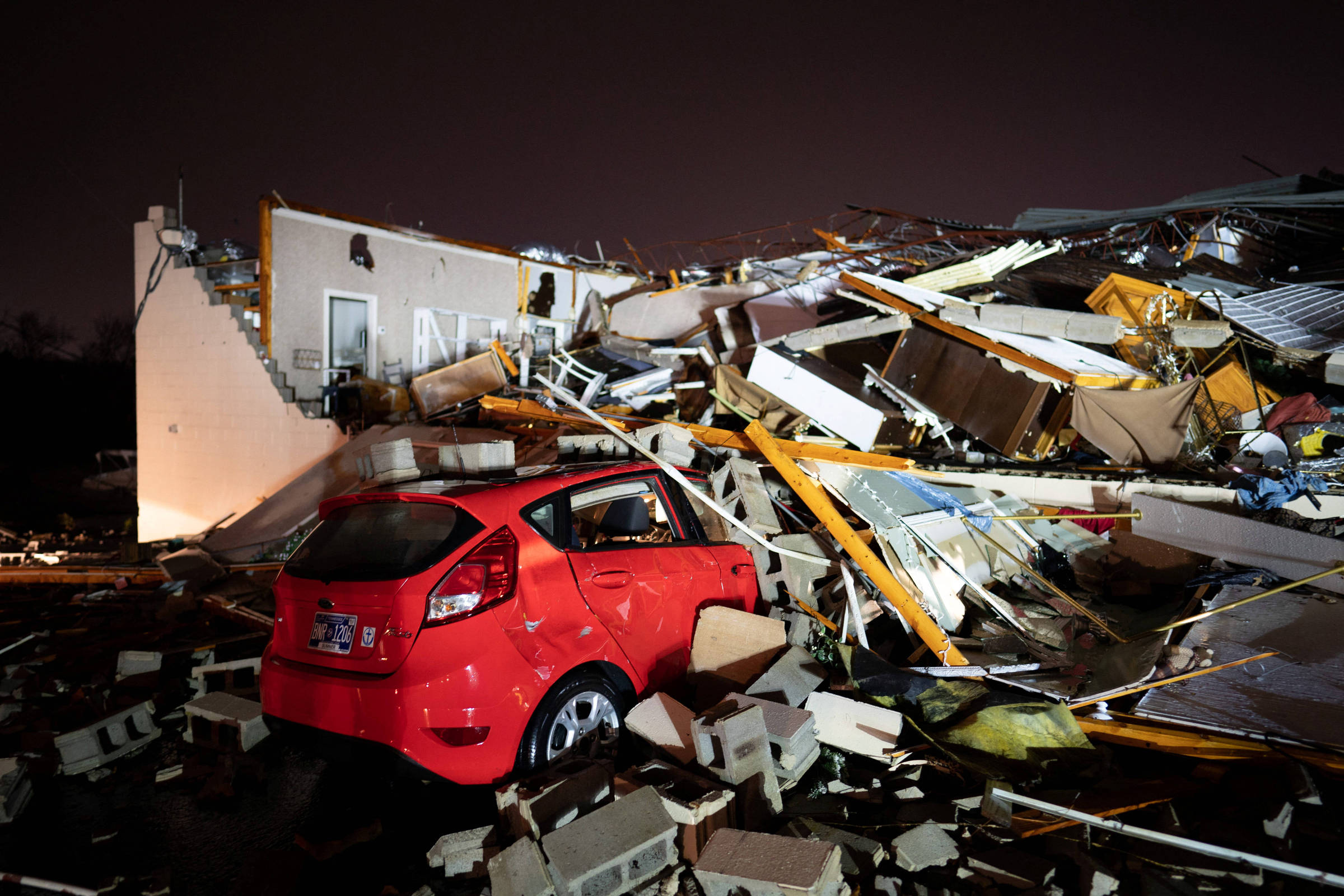 Tornados matam ao menos 6 no Tennessee – 09/12/2023 – Mundo
