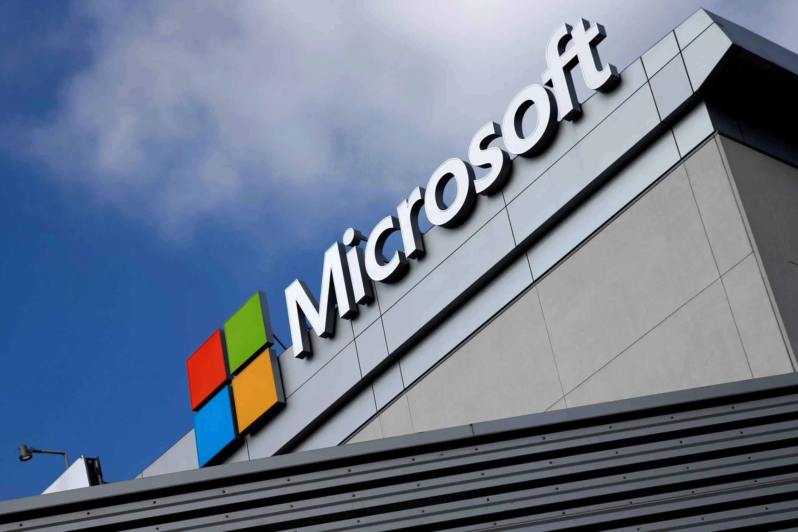 governo diz que Microsoft permitiu vazamento de dados